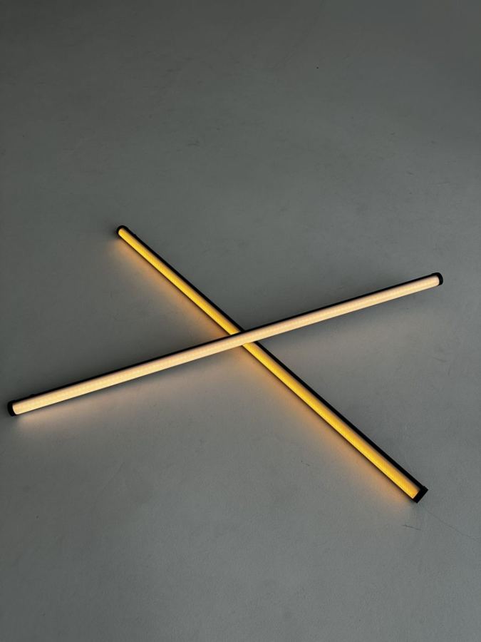 2× RGB tube light